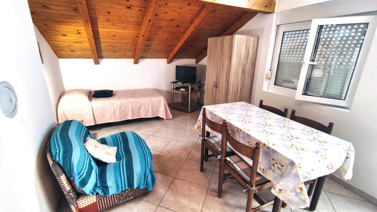 Apartment Amigo Селине Экстерьер фото